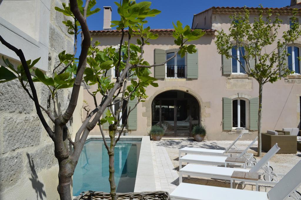 Mas A L'Improviste Bed & Breakfast Maillane Exterior photo